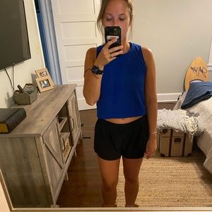 Lululemon blue crop top
